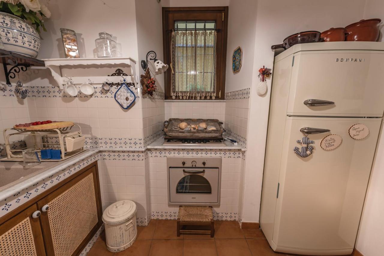 La Casa Degli Angeli Bed and Breakfast Σαλέρνο Εξωτερικό φωτογραφία