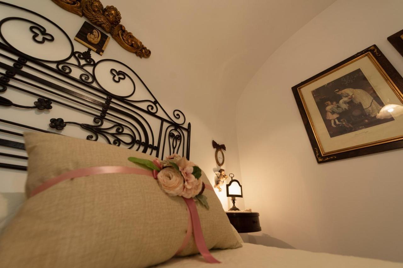 La Casa Degli Angeli Bed and Breakfast Σαλέρνο Εξωτερικό φωτογραφία